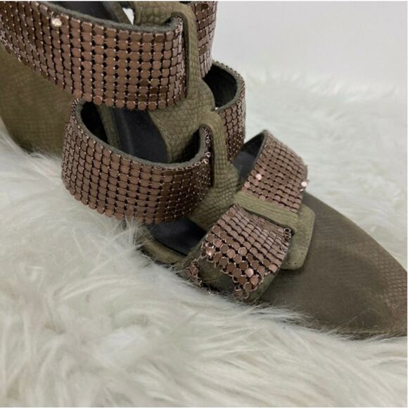 Elizabeth and James Sequin Strap Wedge Sandals Size 10 Women’s Glam Boho Chic - Picture 6 of 10